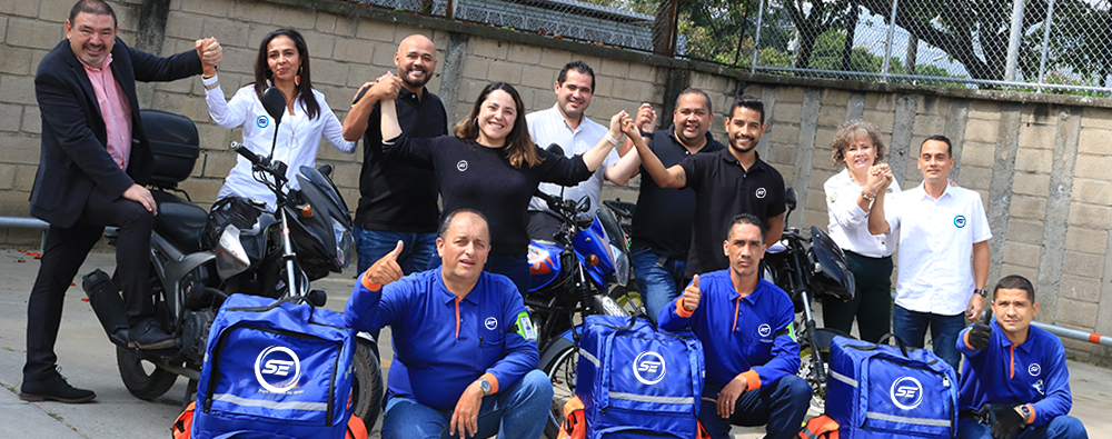 Equipo de colaboradores de EnviExpress